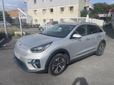 Voir le détail de l'offre de cette KIA e-Niro Premium 204ch de 2020 en vente à partir de 231.17 €  / mois