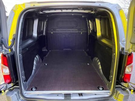 OPEL Combo Cargo XL 750kg 100 kW Batterie 50 kWh à vendre à Melun - Image n°6