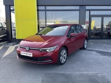 Voir le détail de l'offre de cette VOLKSWAGEN Golf 1.5 eTSI OPF 130ch Style DSG7 de 2022 en vente à partir de 23 999 € 