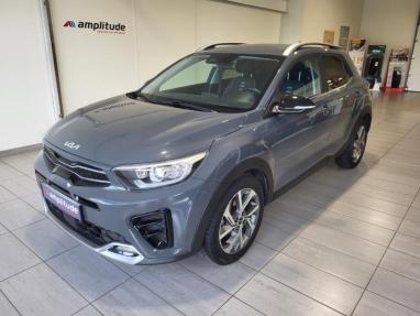 Voir le détail de l'offre de cette KIA Stonic 1.0 T-GDi 100ch GT Line DCT7 de 2022 en vente à partir de 245.02 €  / mois