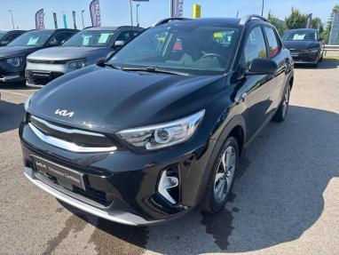 Voir le détail de l'offre de cette KIA Stonic 1.0 T-GDi 100ch Active DCT7 de 2024 en vente à partir de 209.07 €  / mois
