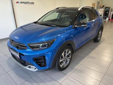 Voir le détail de l'offre de cette KIA Stonic 1.0 T-GDi 120ch MHEV GT Line DCT7 de 2022 en vente à partir de 259.32 €  / mois