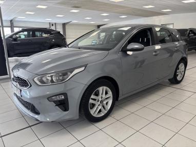 Voir le détail de l'offre de cette KIA Ceed 1.0 T-GDI 120ch Active de 2021 en vente à partir de 222.56 €  / mois