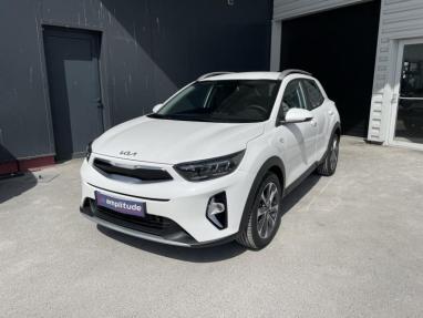 Voir le détail de l'offre de cette KIA Stonic 1.0 T-GDi 100ch Collection 2 DCT7 de 2025 en vente à partir de 22 999 € 